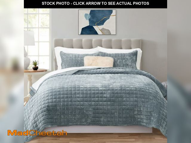 Lot 74-13964754 - RECYCO Luxury Velvet Quilt Set King Size Bedding Sets, Ultra Soft Velvet Comforter Set, Lightweight ...
