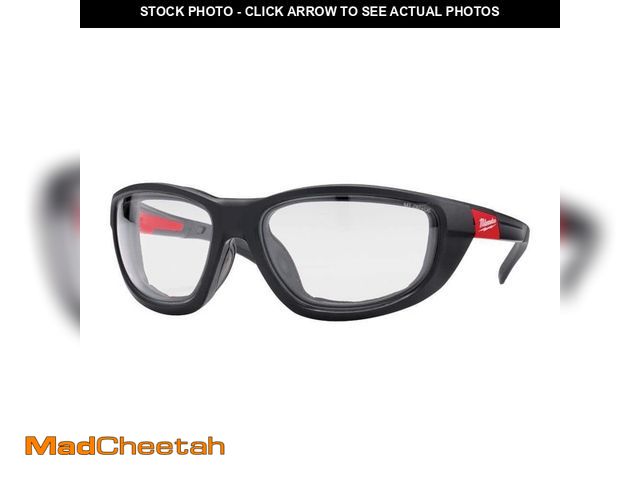 Lot 74-14597561 - Milwaukee Performance Safety Glasses with Clear Fog-Free Lenses and Gasket 48-73-2040 - UNUSED