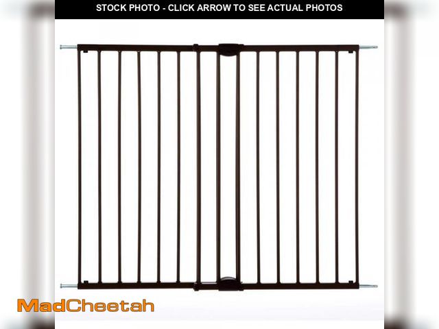 Lot 74-12147121 - TODDLEROO BY NORTH STATES Easy Swing and Lock Series 2,31 in. Stairway Child Safety Gate - UNUSED