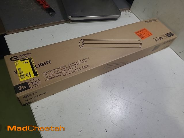 Lot 74-12789624 - Commercial Electric 1-Pack 2 ft. 120-Volt 1900 Lumens White integrated LED Wraparound Light with Pri...