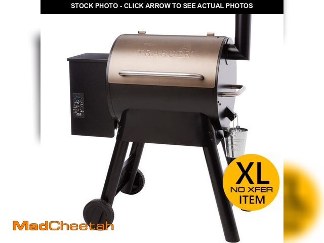 Lot 74-13047889 - *SCRATCHED/DENTED/MISSING GREASE CATCHER* Traeger Pro Series 22-Pellet Grill and Smoker in Bronze *S...