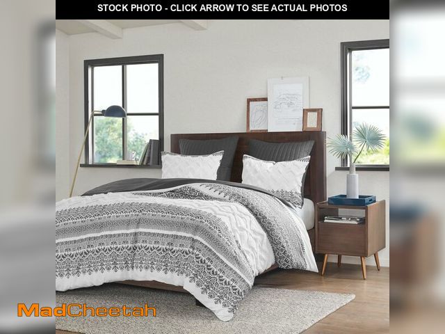 Lot 74-13042150 - Ink+Ivy King Comforter Set, Chic Chevron Chenille Tufting, Boho Comforters, All Season, Lightweight ...