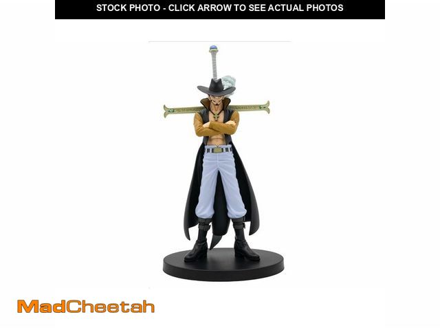 Lot 74-12433217 - Banpresto - One Piece - Dracule Mihawk DXF ~The Grandline Series~ Extra Figure - UNUSED