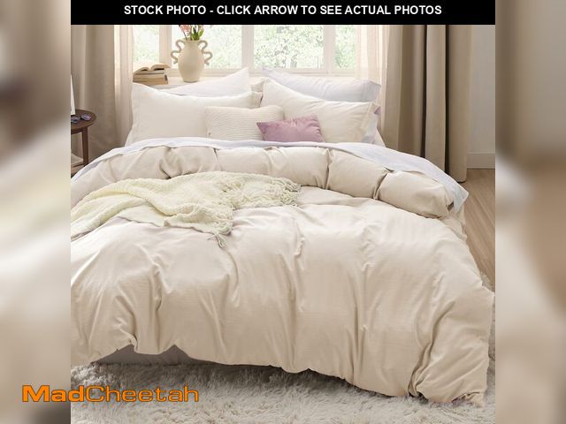 Lot 74-14378453 - Bedsure Prewashed Duvet Cover King, Cotton-Like Soft Bedding Set, Cream - UNUSED