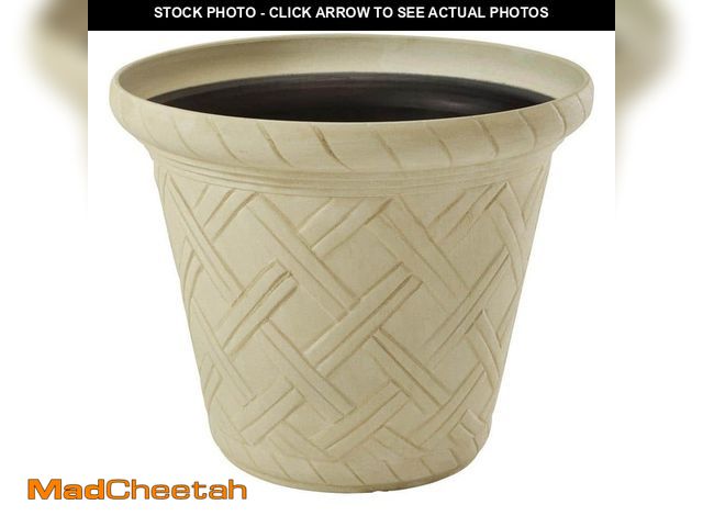 Lot 74-12585107 - *SCRATCHED* Vigoro Frenchboro Large Cream Resin Round Planter (22 in. L x 22 in. W x 17.5 in. H) *SC...
