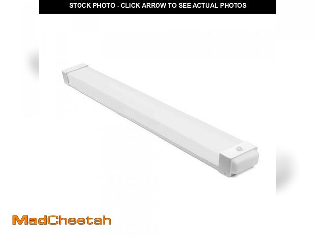 Lot 74-12409814 - (COVER IS BROKEN) .Commercial Electric 1-Pack 4 ft. White Integrated LED Wrap Light with Motion Sens...