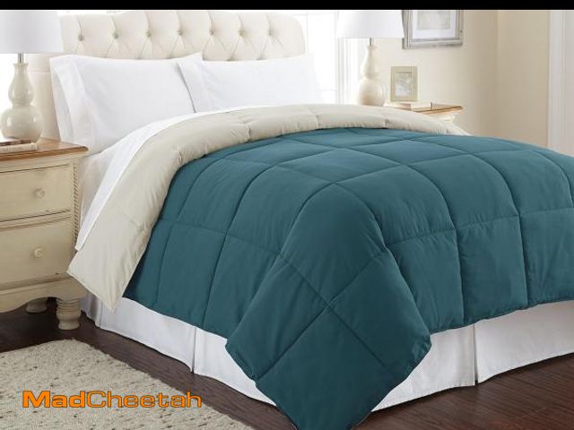 Lot 74-12367683 - Modern Threads Down Alternative Reversible Comforter Teal/Beige Twin - UNUSED