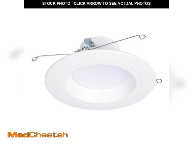 Lot 74-13772223 - HALO RL56 Series 5/6-inch recessed LED retrofit module. Selectable CCT Integrated LED Matte White, 6...