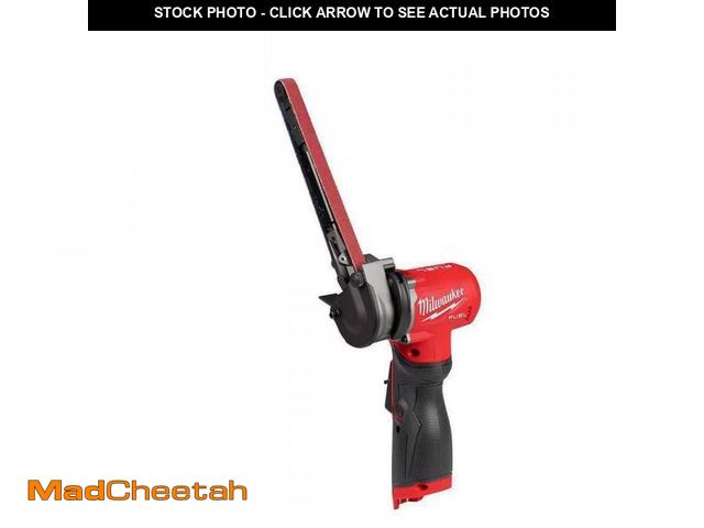 Lot 74-11826501 - (MISSING FILE,BELT,NOZZLE) Milwaukee M12 FUEL 12V Lithium-Ion Brushless Cordless 1/2 in. x 18 in. Ba...