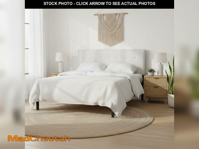 Lot 74-14611664 - Naomi Home Jessenia Full/Queen Upholstered Tufted Headboard, Adjustable - USED