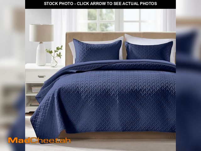 Lot 74-12436057 - FLYMME King Size Quilt Set - Soft Navy Blue Quilts Lightweight Microfiber Bedspread - Classic Basket...