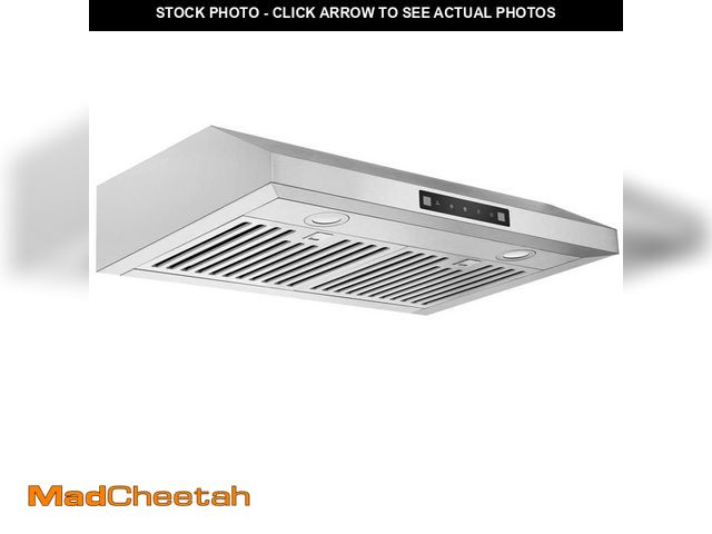 Lot 74-13001979 - *SCRATCHED/DENTED* EVERKITCH 30 in. Stainless Steel Under Cabinet Range Hood with 3-Speeds, 600 CFM,...