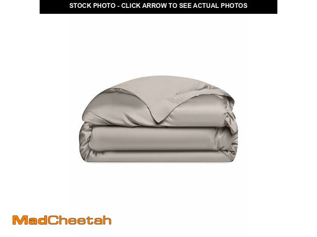 Lot 74-12710822 - Cozy Earth Luxury Duvet Cover Queen - 100% Viscose from Bamboo - Ultra-Soft, Cooling &amp; Lightweig...