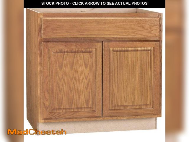 Lot 74-12584374 - Hampton 36 in. W x 24 in. D x 34.5 in. H Assembled Base Kitchen Cabinet in Medium Oak with Drawer Gl...