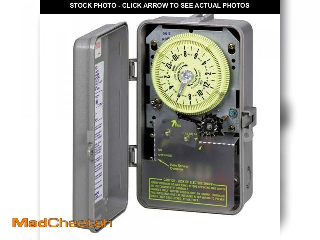 Lot 74-10984056 - Intermatic T8800 Series 1/2 HP Indoor/Outdoor Irrigation/Sprinkler Timer T8805P101D89 - USED