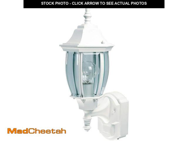 Lot 74-12804201 - Hampton Bay Alexandria 17.3 in. 1-Light Farmhouse Matte White Motion Sensing, Dusk-to-Dawn, Outdoor ...