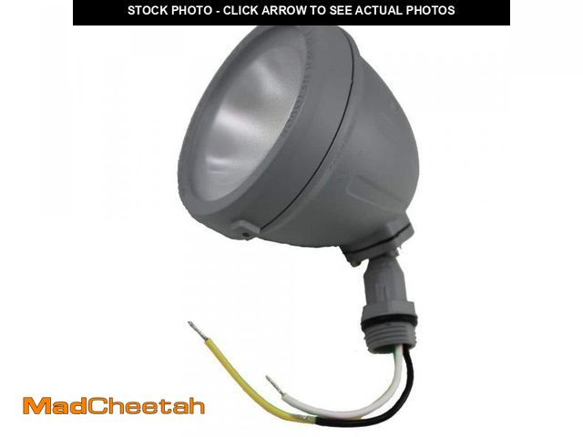 Lot 74-9728230 - Commercial Electric 14-Watt Hardwired Gray LED Landscape Flood Light Metal Spot Light, 1100 Lumens -...