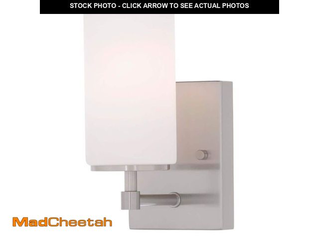 Lot 74-14315303 - Generation Lighting Alturas 4.375 in. Brushed Nickel Modern Contemporary Wall Sconce Vanity Light wi...