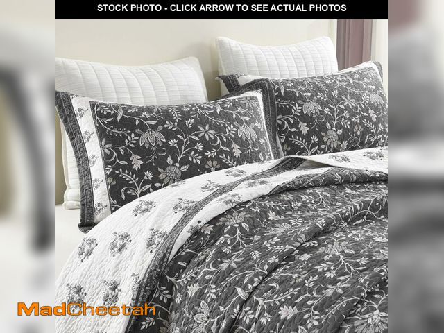 Lot 74-14379573 - DDUOXIN Farmhouse Botanical King Quilt Set - 100% Cotton Quilts with 2 Pillow Shams, 3 Piece Bedspre...