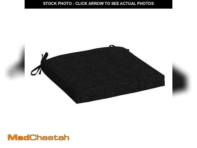Lot 74-12584545 - *DIRTY* ARDEN 19 in x 18 in Black Leala Rectangle Outdoor Seat Pad *DIRTY*  - USED