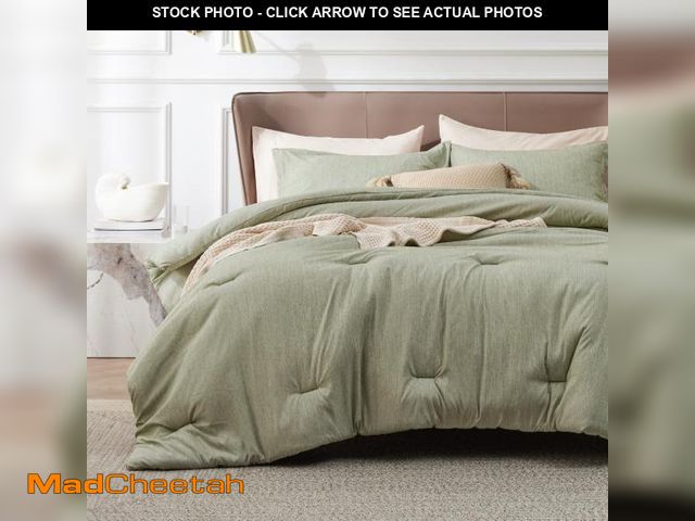 Lot 74-12111929 - Bedsure Full Comforter Set - Olive Green Soft Bedding for All Seasons, Cationic Dyed Bed Set, 3 Piec...