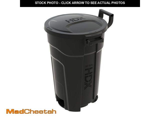 Lot 74-14242976 - *MISSING LID* HDX 32 gal. Black Heavy Duty Outdoor Trash Can with Wheels and Domed Lid *MISSING LID*...
