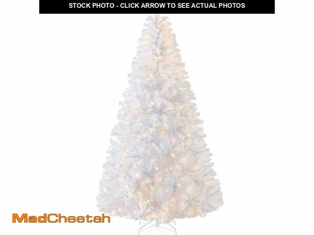 Lot 74-12803853 - Best Choice Products 4.5ft Pre-Lit Premium Hinged Artificial Christmas Pine Tree w/ 200 Lights, Meta...