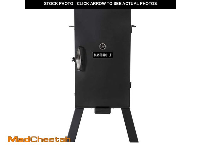 Lot 74-14325581 - Masterbuilt 30 in. Analog Electric Smoker in Black with 3 Racks - UNUSED