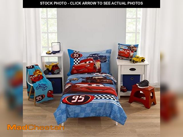Lot 74-12124614 - NoJo Disney Cars Radiator Springs White, Blue, and Red Lightning McQueen and Tow-Mater 4 Piece Toddl...