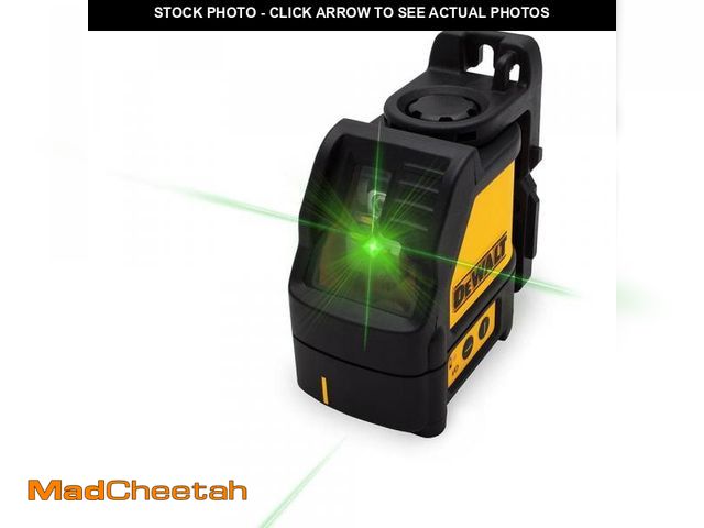 Lot 74-12085866 - DEWALT 100 ft. Green Self-Leveling Cross Line Laser Level with (3) AA Batteries &amp; Case - USED