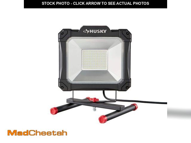 Lot 74-12555121 - 12000 Lumens/6000 Lumens Portable LED Work Light - USED