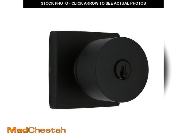 Lot 74-13687709 - Ridgeway Matte Black Passage Hall/Closet Door Knob with Square Rose ( 6 pack) - UNUSED