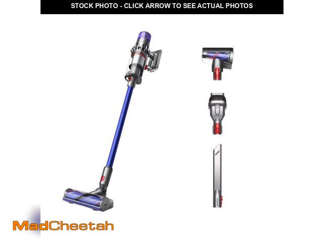 Lot 74-13112552 - Dyson V11 Cordless Stick Vacuum Cleaner - USED