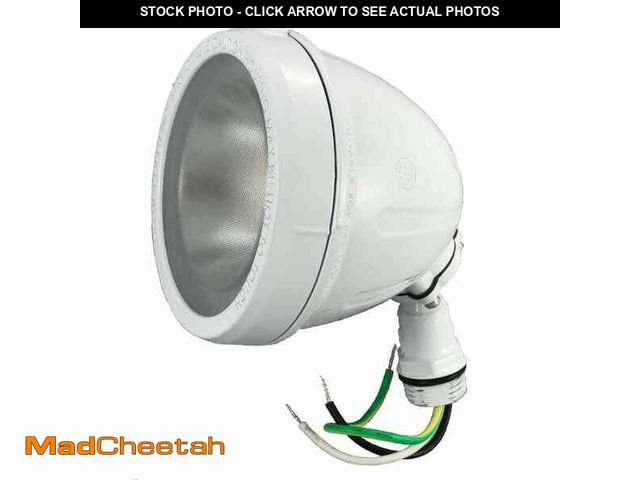 Lot 74-12774584 - Commercial Electric 14-Watt Hardwired White LED Landscape Flood Light Metal Spot Light, 1100 Lumens ...