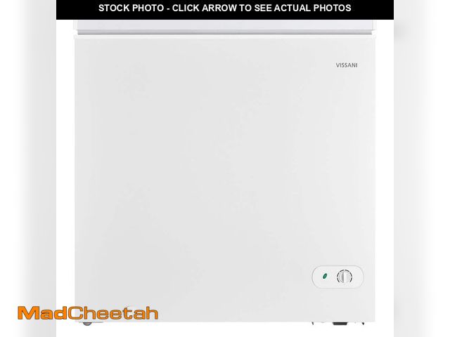 Lot 74-12464576 - Vissani 7.0 cu. ft. Manual Defrost Chest Freezer with LED Light in White Garage Ready - UNUSED