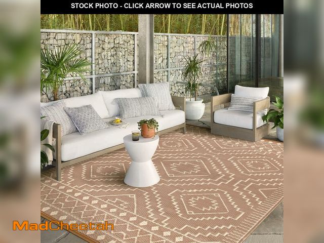 Lot 74-12461325 - Wonnitar Outdoor Rugs 8x10 Waterproof Plastic Straw Rug, Large Outdoor Camping Rug for RV, Reversibl...