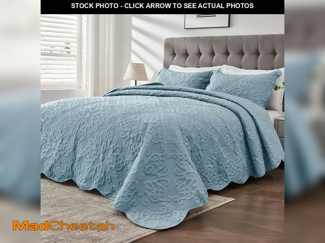 Lot 74-12715716 - Oversized California King Bedspreads 120x120 for Extra Tall Split Cal King Bed Lightweight Quilted C...