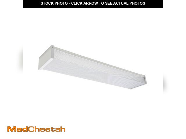 Lot 74-12768309 - Commercial Electric 1-Pack 2 ft. 120-Volt 1900 Lumens White integrated LED Wraparound Light with Pri...