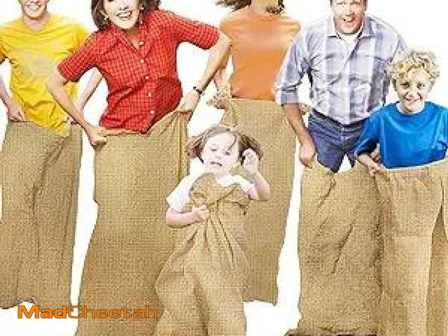 Lot 74-12126894 - CWLAKON 6 Pack Large Burlap Potato Sack Race Bags for Kids Adults, Field Day Family Reunion 4th of J...