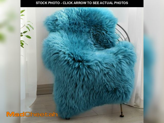 Lot 74-12701116 - GINAMUSE Premium Genuine Sheepskin Area Rug for Bedroom,Real Fluffy Soft Wool Fur Carpet Natural Lux...