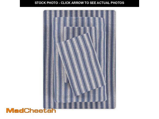 Lot 74-12685733 - Mainstays Crisp and Cozy Blend Sheet Set - Blue and White - USED