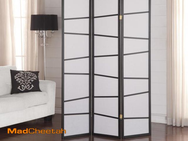 Lot 74-12162234 - Roundhill Furniture Black 3-Panel Screen Room Divider - UNUSED