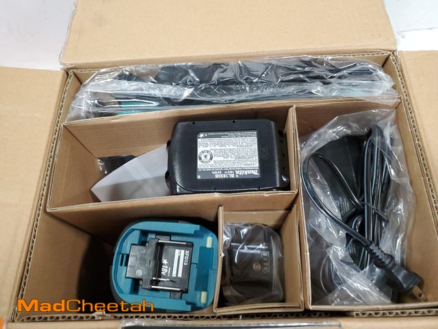 Lot 74-12901143 - Makita 18V LXT Lithium-ion Brushless Cordless 2-Piece Combo Kit 3.0Ah Driver-Drill/ Impact Driver - ...