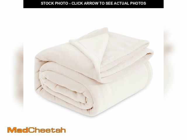 Lot 74-12969833 - Bedsure GentleSoft Fleece Blankets Queen Size Cream - Bed Blanket Soft Lightweight Plush Fuzzy Cozy ...