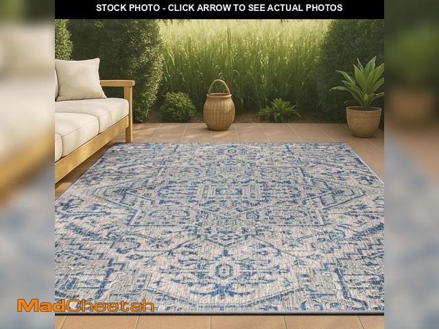 Lot 74-12096270 - JONATHAN Y SMB105B-3 Estrella Bohemian Medallion Textured Weave Navy/Gray 3 ft. x 5 ft. Indoor/Outdo...