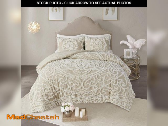 Lot 74-12137095 - Madison Park Laetitia Comforter Bohemian Tufted Cotton Chenille, Medallion Shabby Chic All Season Do...