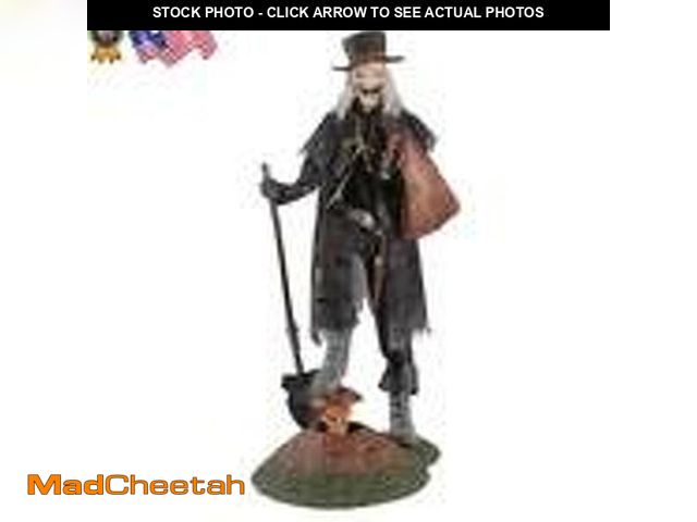 Lot 74-12673311 - 6.5 ft. Grave &amp; Bones Animated LED Grave Robber! - USED