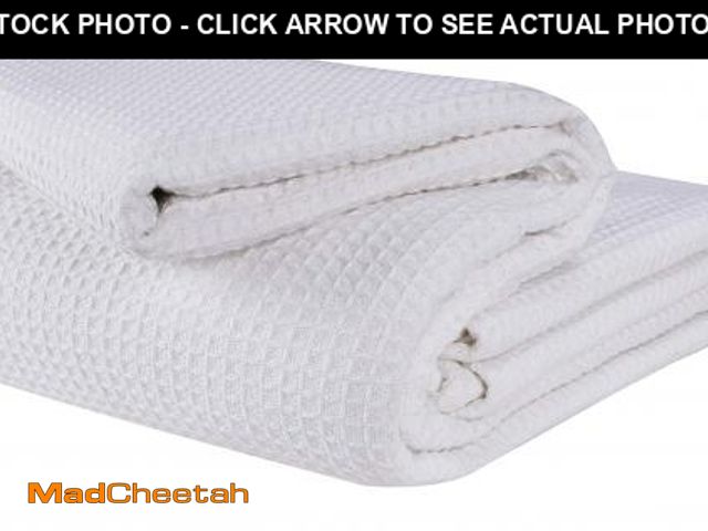 Lot 74-12216166 - Glamburg 100% Cotton Thermal Bed Blanket, Soft Waffle King Size, All Season, White - UNUSED