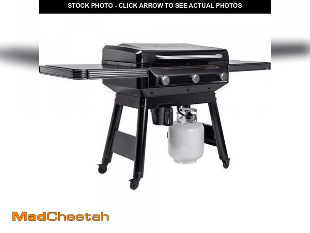 Lot 74-12528505 - Traeger Traeger Flatrock 3-Burner Zone Grill, Propane Black Flat Top Griddle - UNUSED