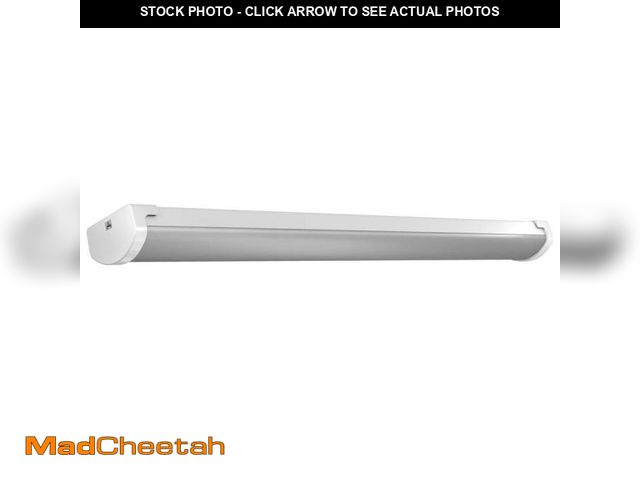 Lot 74-12495655 - Feit Electric 55 Watt 4 Foot LED Wraparound Shop Light With Motion Sensors And Remote Control - USED
